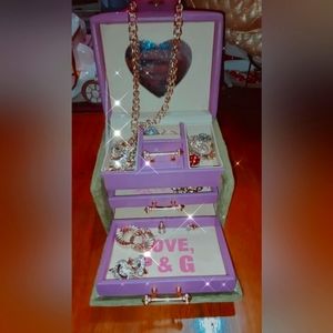 COPY - Juicy couture jewelry box Train